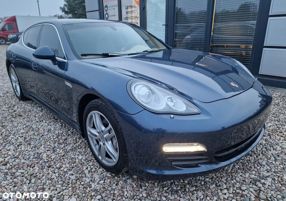 Porsche Panamera - 5
