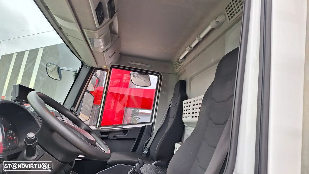 Iveco Eurocargo 7516 7500kgs frigorífica pendurados - 11