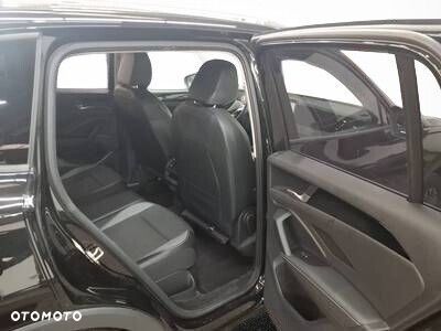 Volkswagen Tiguan - 11