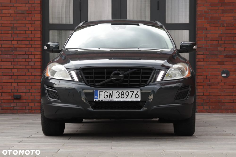 Volvo XC 60 D3 Momentum - 6