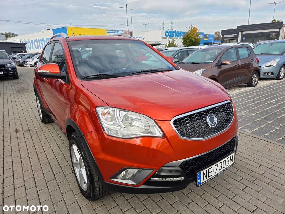 KG Mobility Korando 2012 photo 2