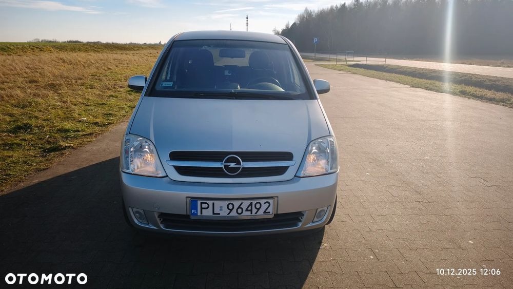 Opel Meriva 1.6 16V (Essentia) - 2