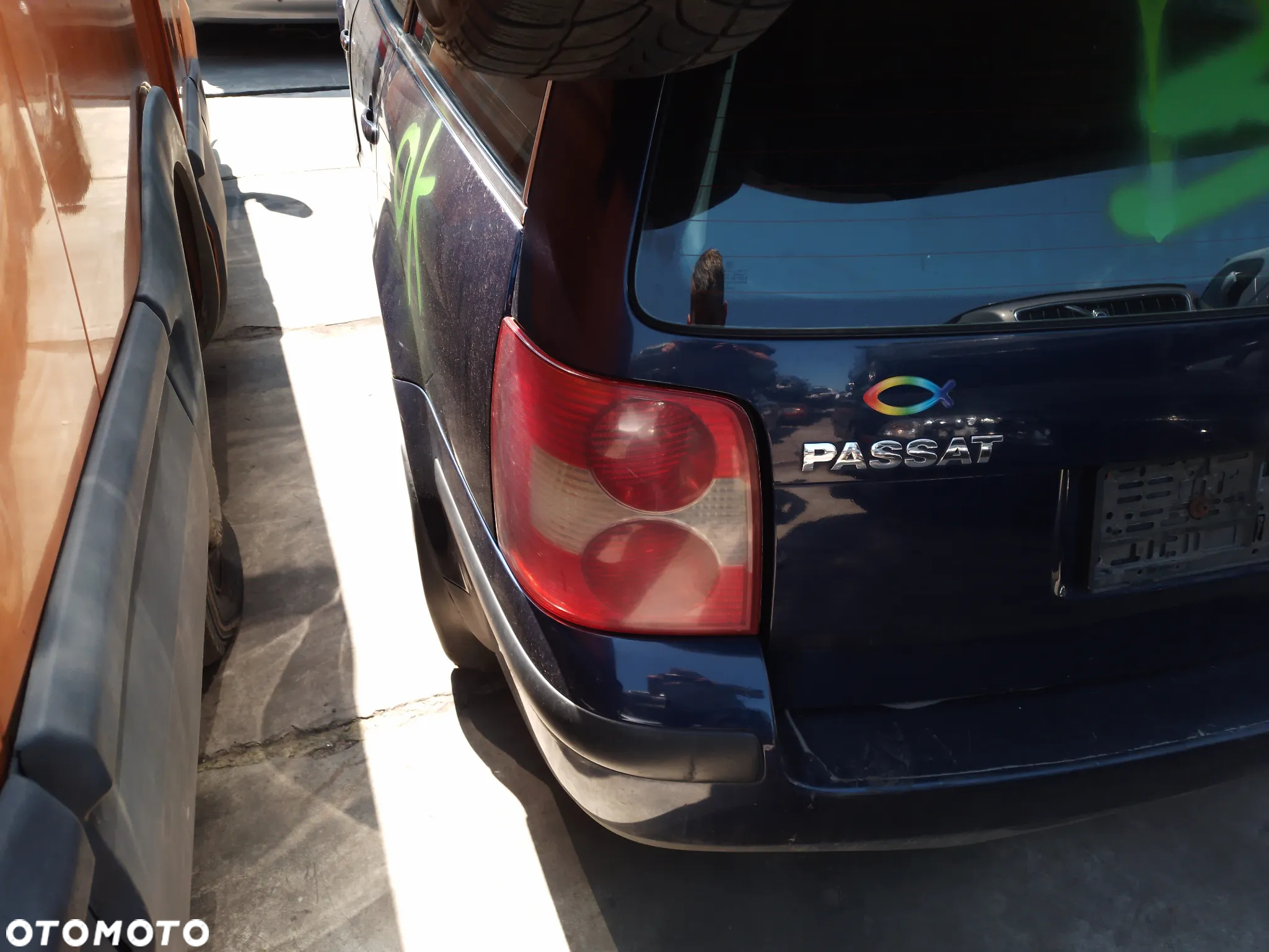 VOLKSWAGEN PASSAT B5 KOMBI 1.8T LIFT 00 - 05 AWT  LAMPA TYŁ PRAWA LEWA  LB5N - 2