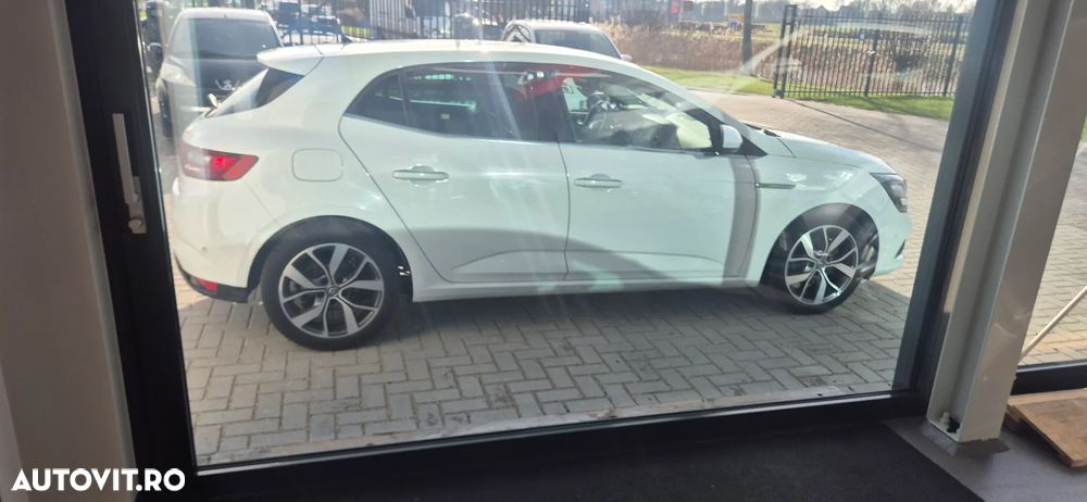 Renault Megane 1.2 TCe Intens - 4