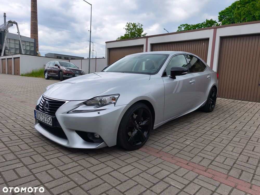 Lexus IS Sport Line - 1