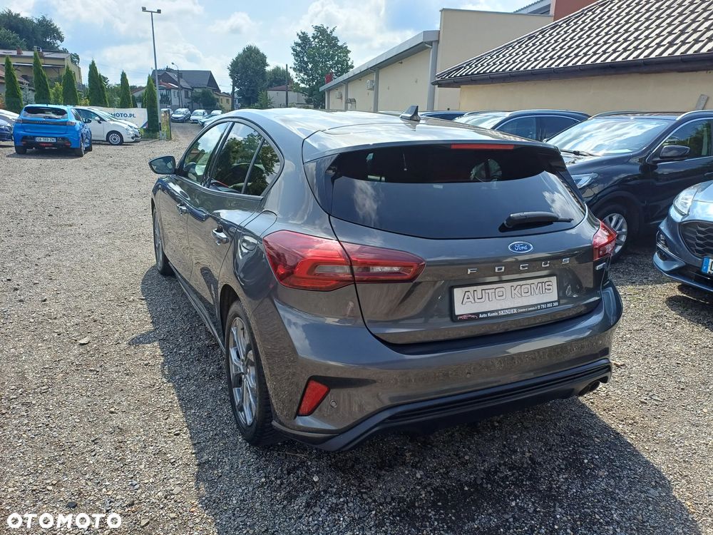 Ford Focus 1.0 EcoBoost Hybrid ST-LINE X - 4