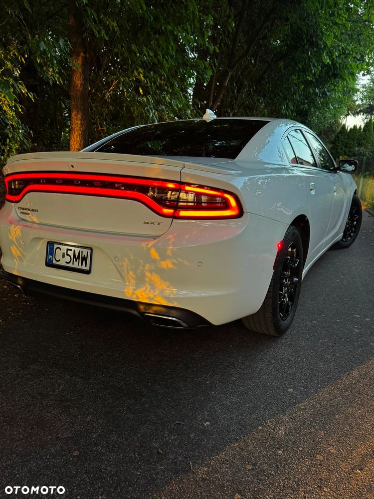 Dodge Charger - 11