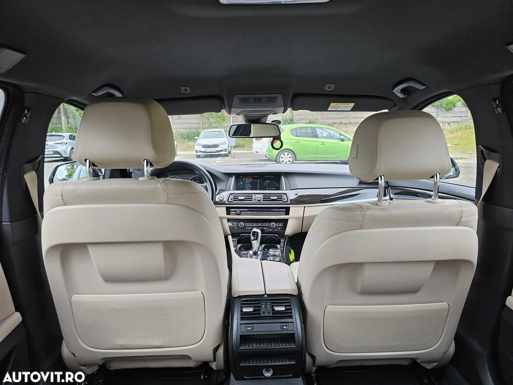 BMW Seria 5 530d xDrive AT - 12