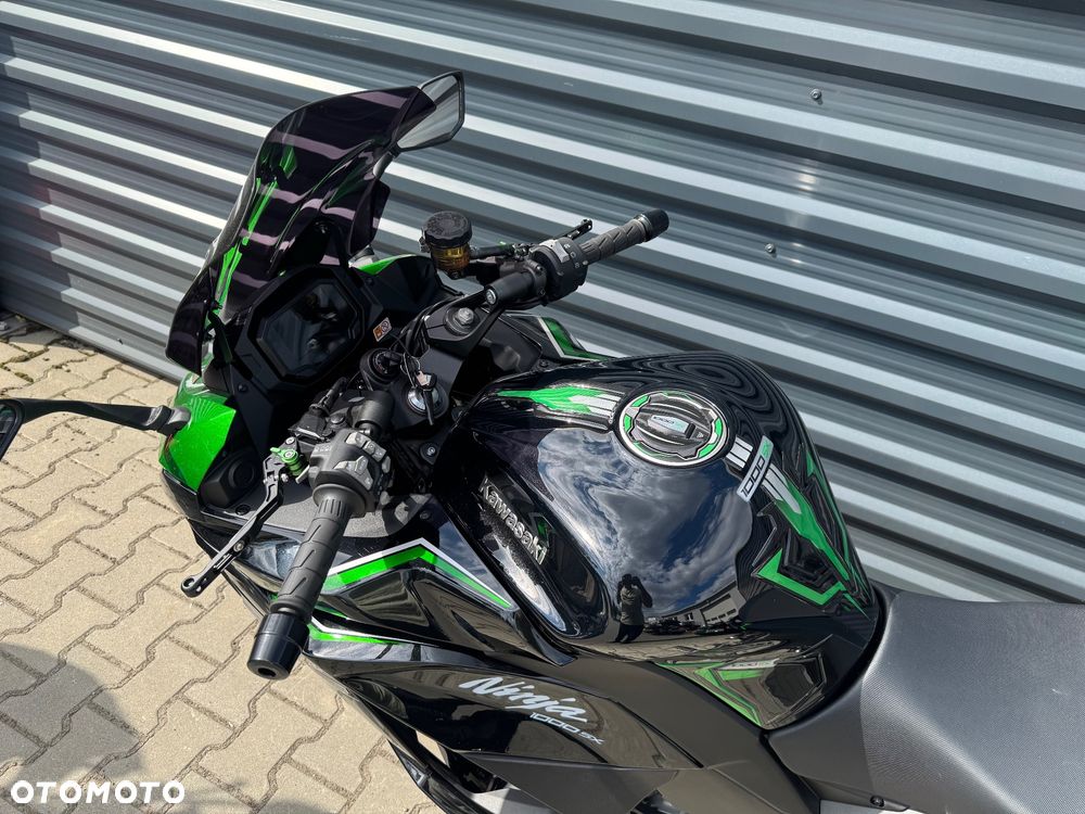 Kawasaki Ninja 1000 SX - 9