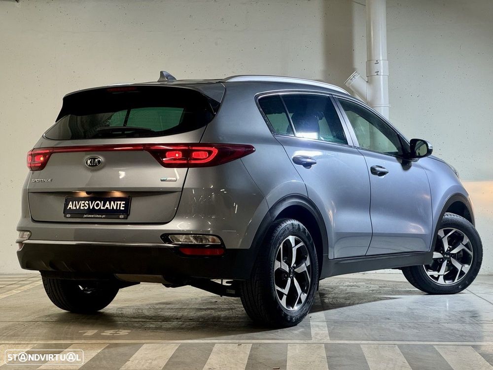 Kia Sportage 1.6 CRDI ISG Tech - 38