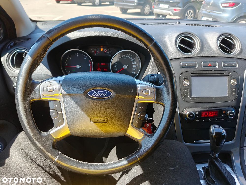Ford Mondeo 2.0 TDCi Ghia - 20