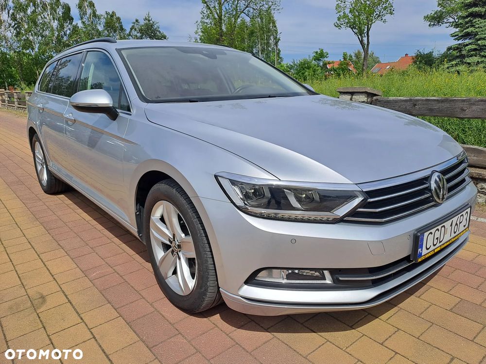 Volkswagen Passat Variant 2.0 TDI DSG (BlueMotion Technology) Comfortline - 4