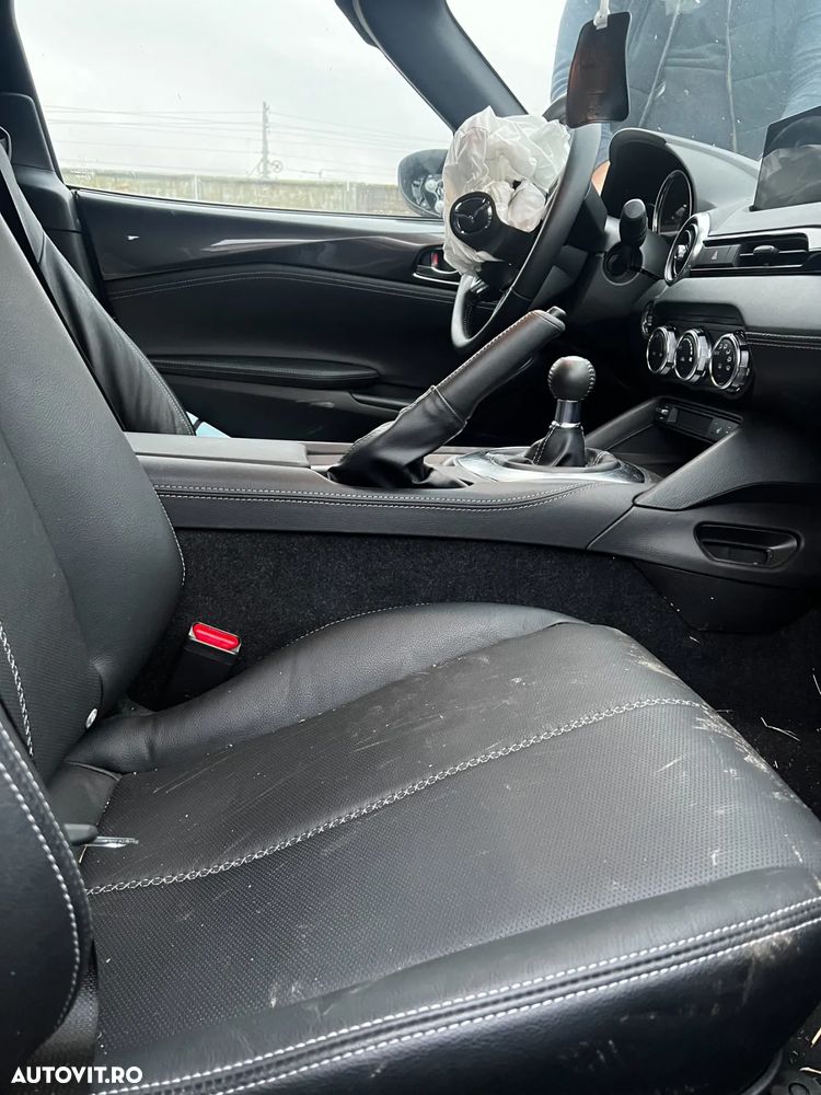 Mazda MX-5 RF Skyactiv G184 Exclusive-Line - 12