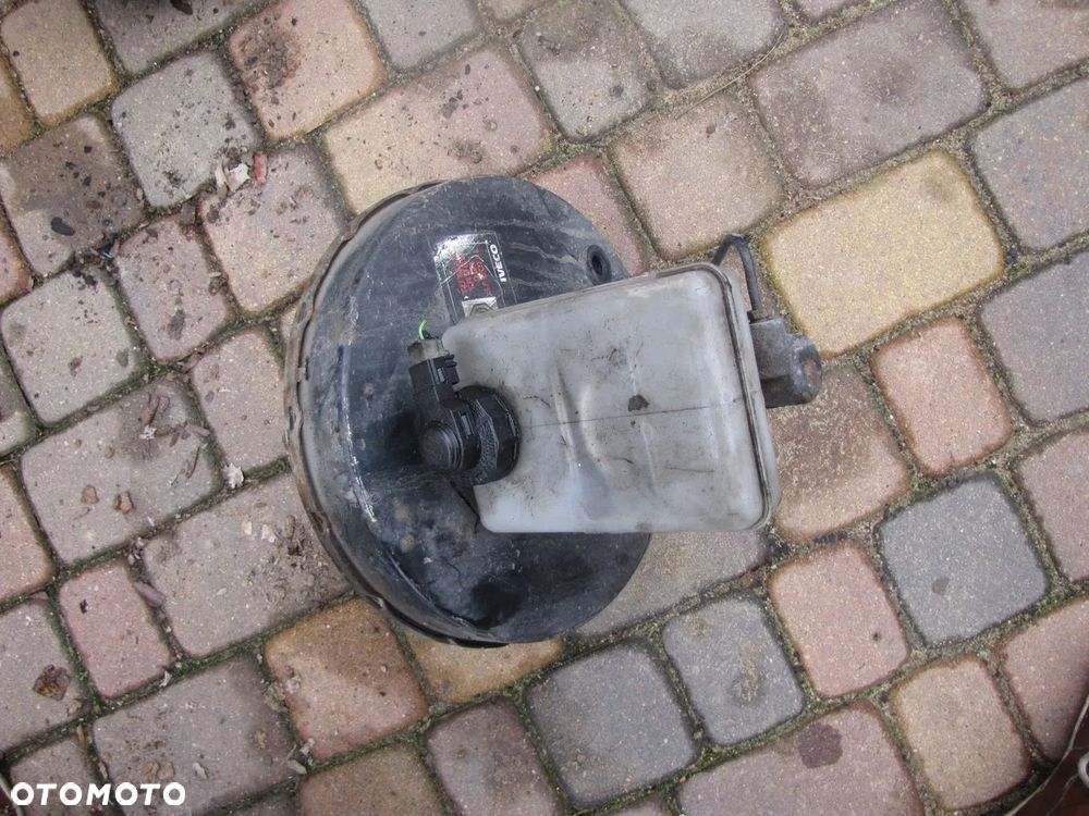 Iveco daily III 99-06r 35s12 35s17 2,3 3,0 drzwi wał resory elektryka zwrotnice pompa wysokiego ciśnienia elementy wnętrza skrzynka bezpieczników i inne części - 33