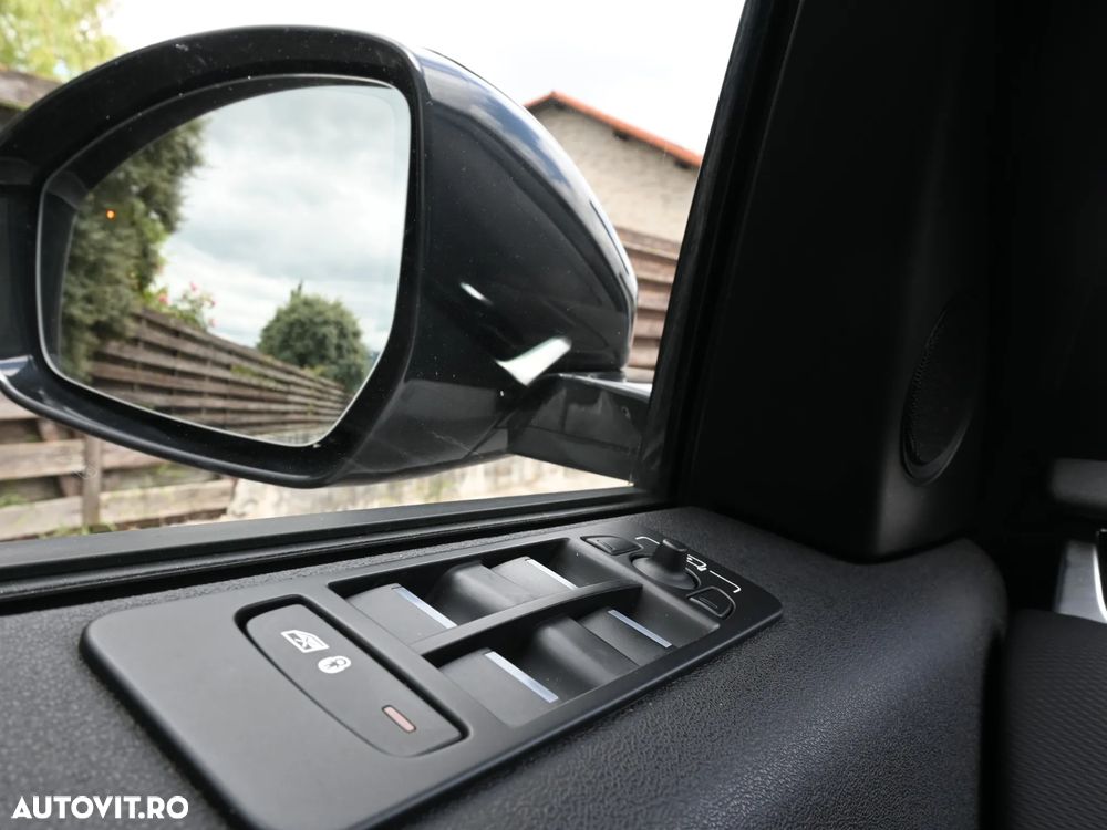 Land Rover Discovery Sport 2.0 D180 R-Dynamic MHEV - 12