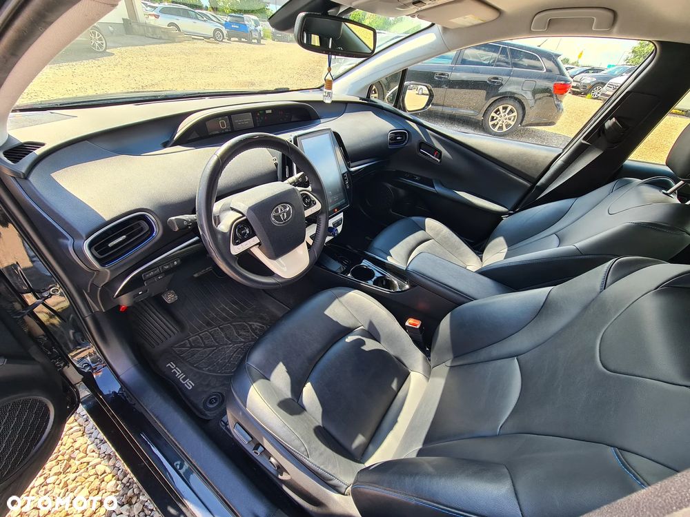 Toyota Prius - 17
