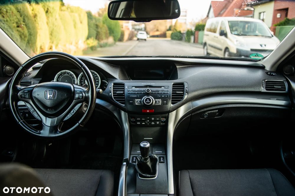 Honda Accord 2.0 Executive - 30