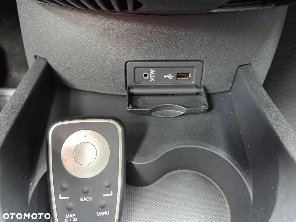 Renault Clio - 19