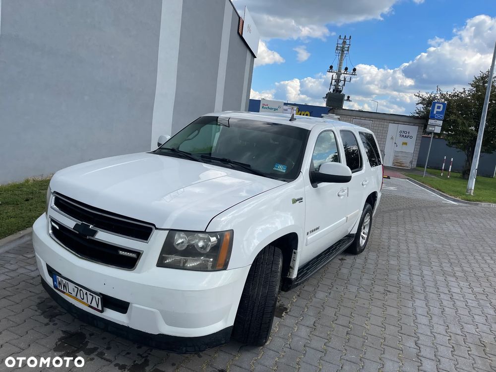 Chevrolet Tahoe - 1