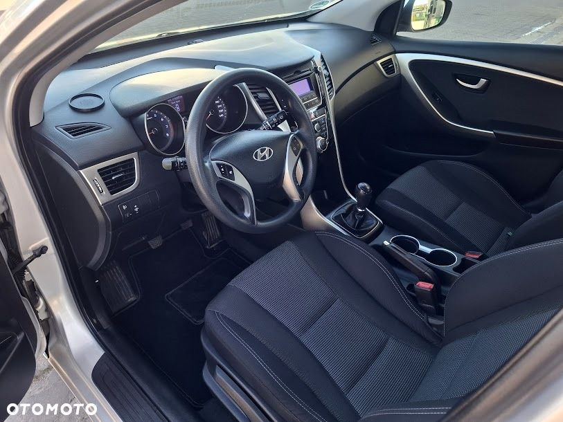 Hyundai i30 1.4 Comfort - 13