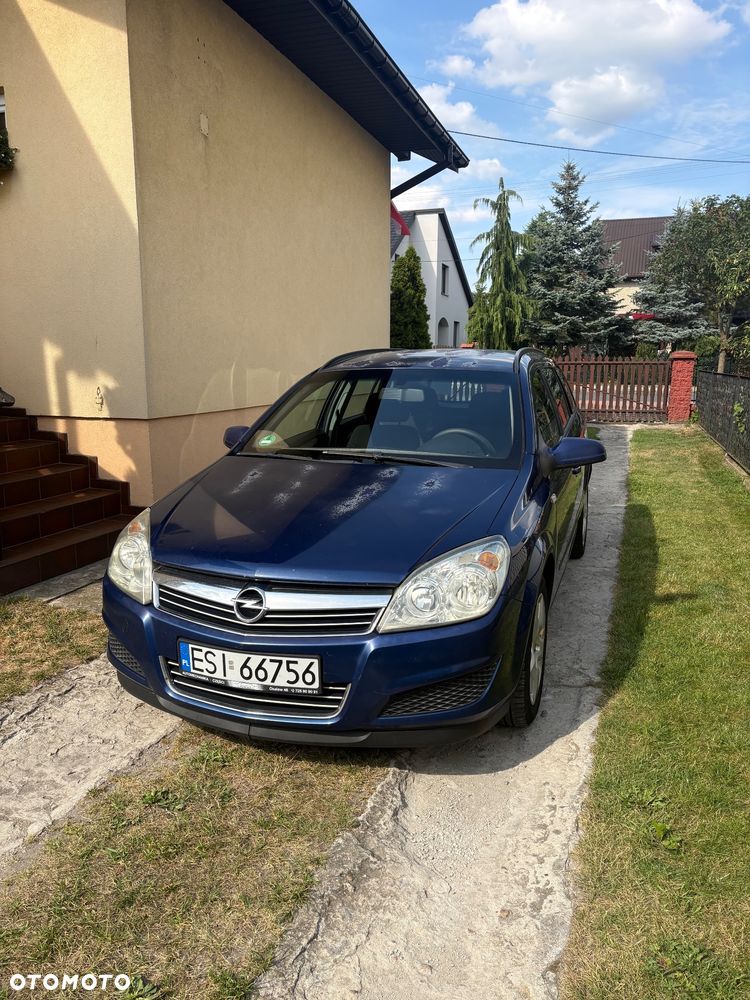 Opel Astra 1.9 CDTI Enjoy - 1