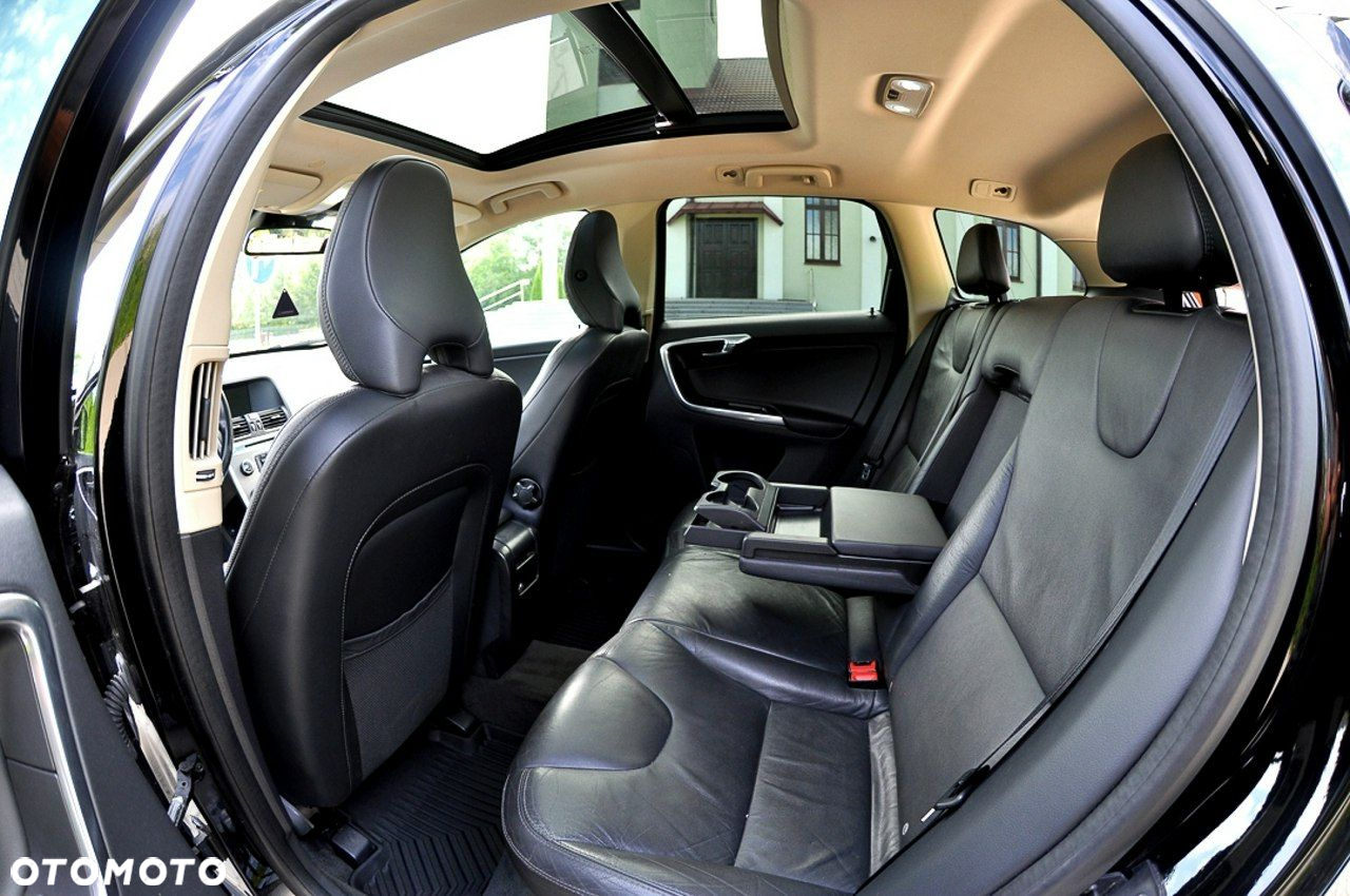 Volvo XC 60 - 10