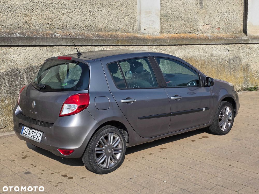 Renault Clio - 4