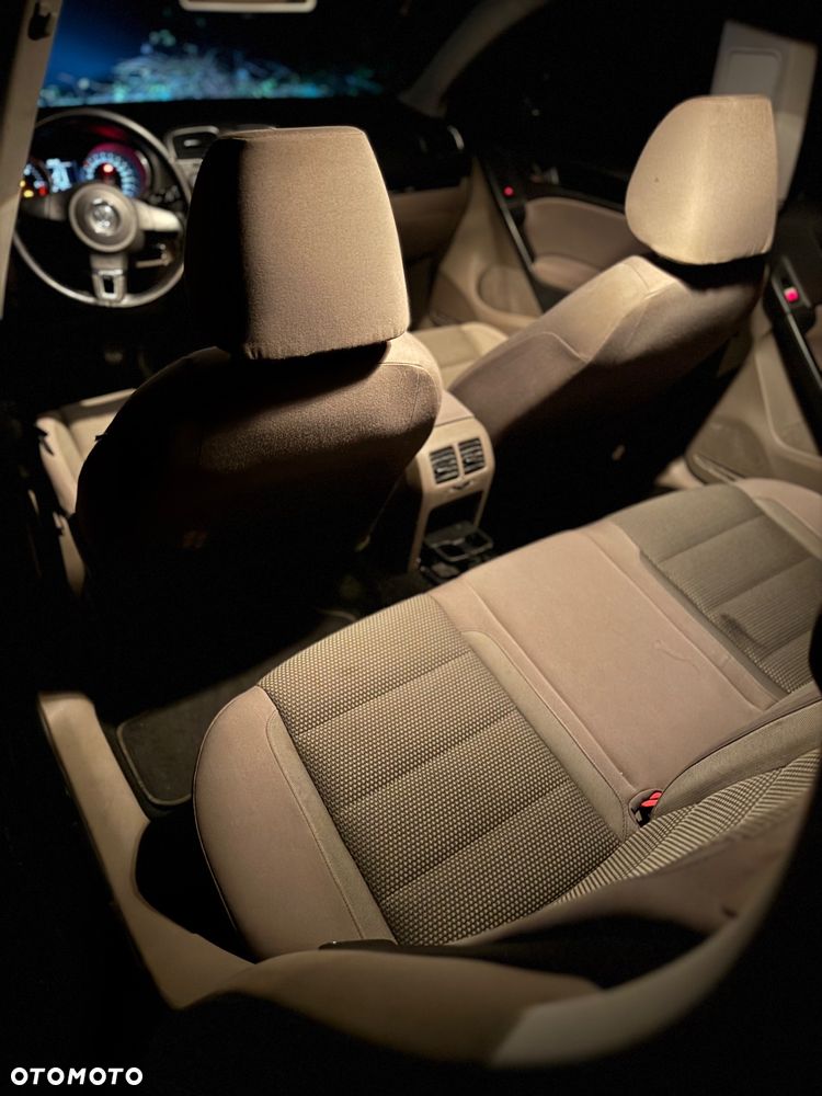 Volkswagen Golf 2.0 TDI Comfortline - 5