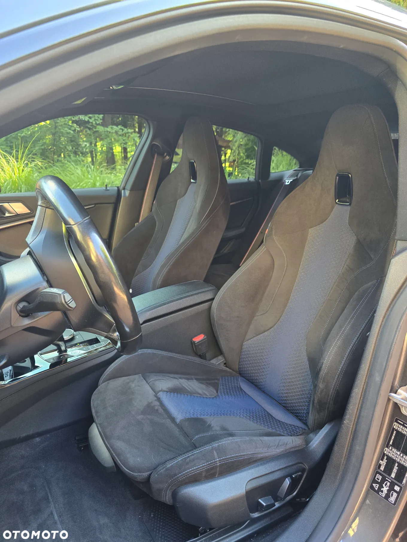 BMW Seria 2 220d xDrive - 11