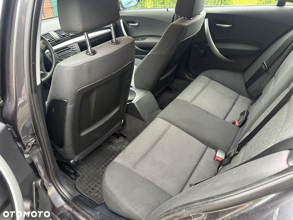 BMW Seria 1 116i - 5