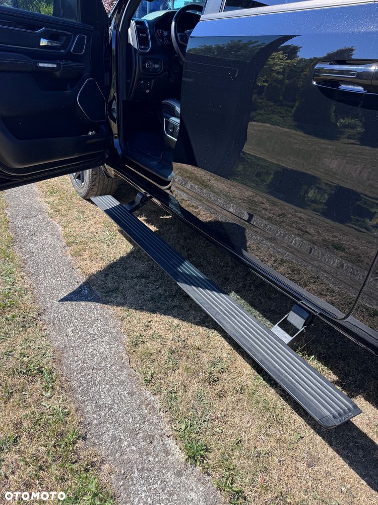 RAM 1500 5.7 eTorque Crew Cab Longbed Laramie Black - 16