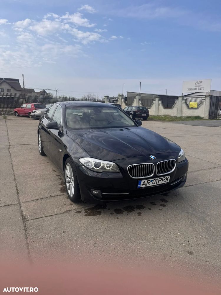 BMW Seria 5 525d Aut. - 1