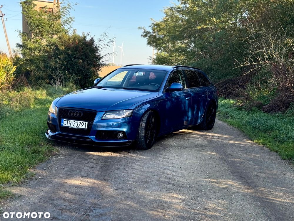 Audi A4 Avant - 1