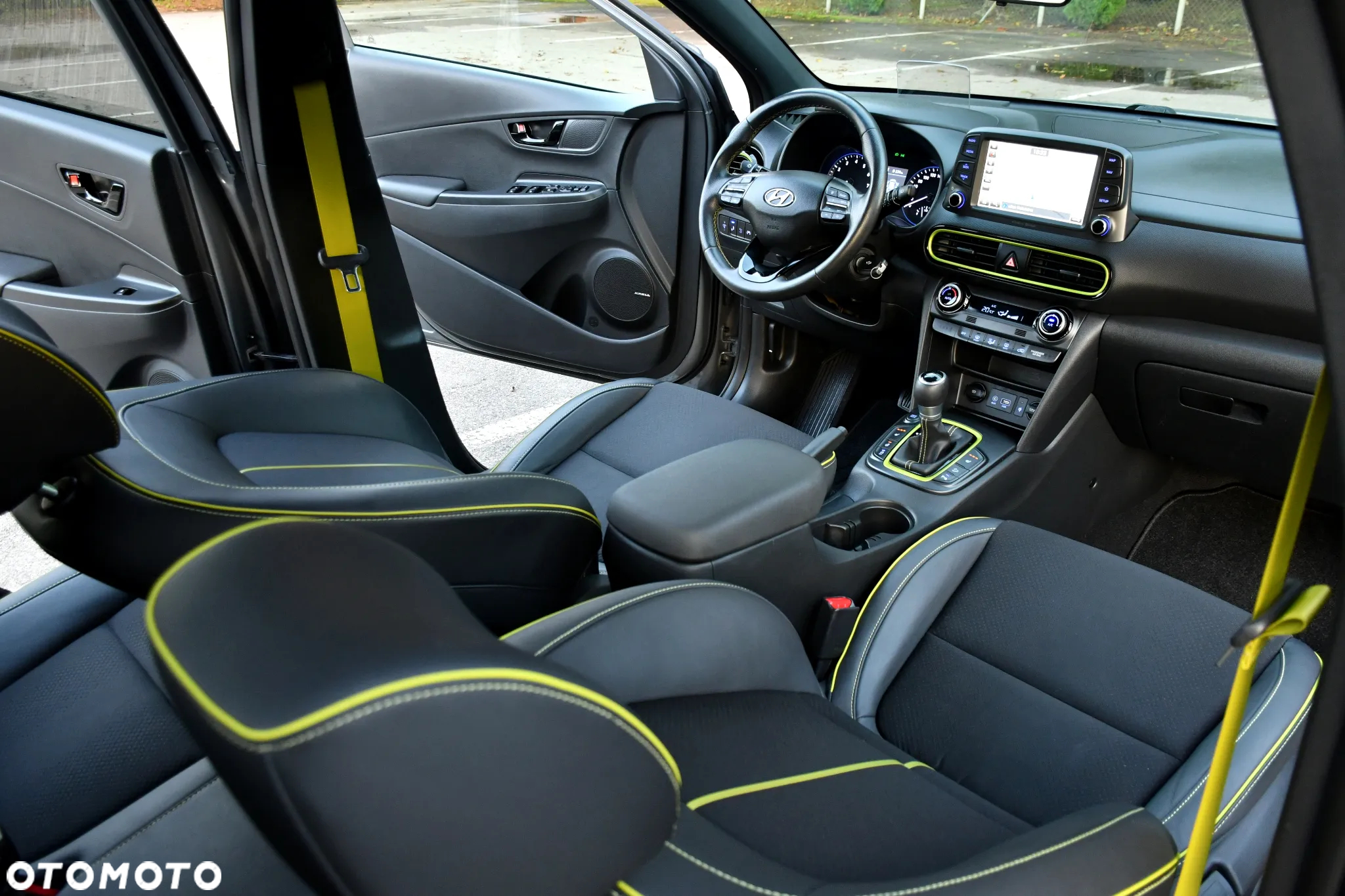 Hyundai Kona 1.6 T-GDI Premium DCT - 23