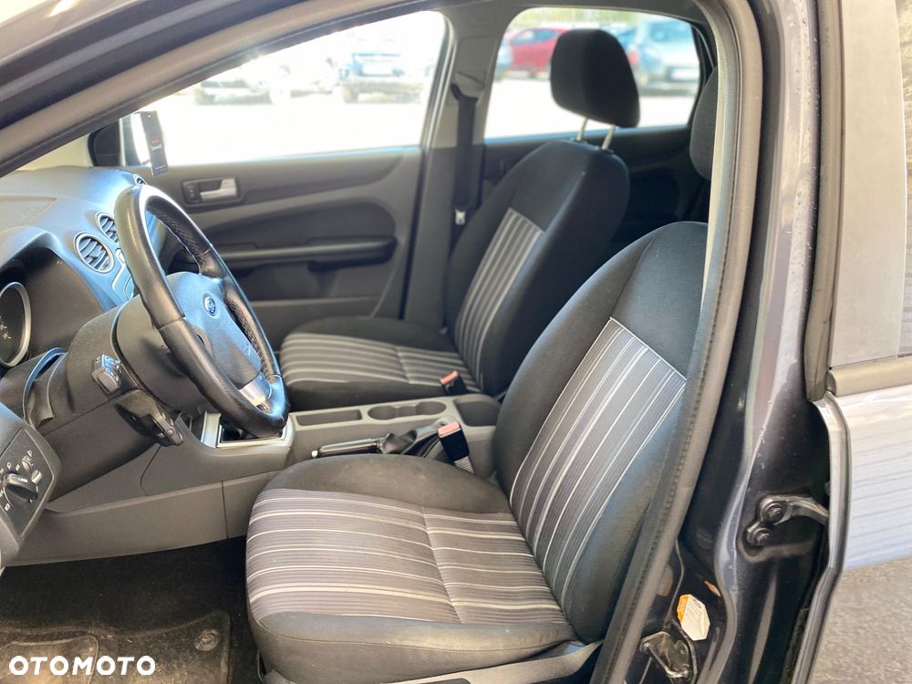 Ford Focus 1.6 Amber X - 9