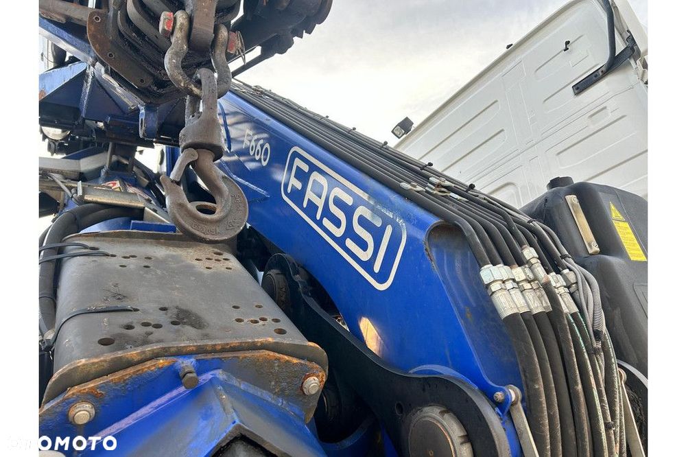 Volvo FH550 8X2 EURO6 + FASSI F660 + JIB - 13
