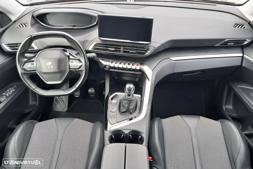 Peugeot 3008 1.2 PureTech Active Pack - 16