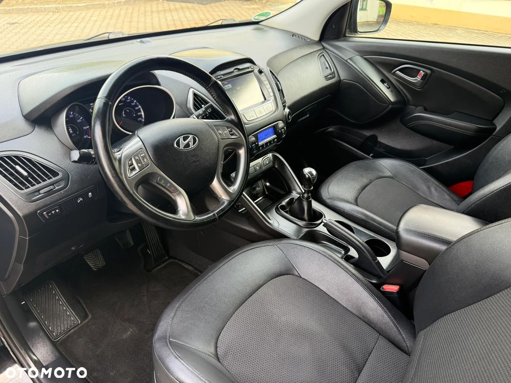 Hyundai ix35 1.6 2WD Fifa World Cup Edition - 23