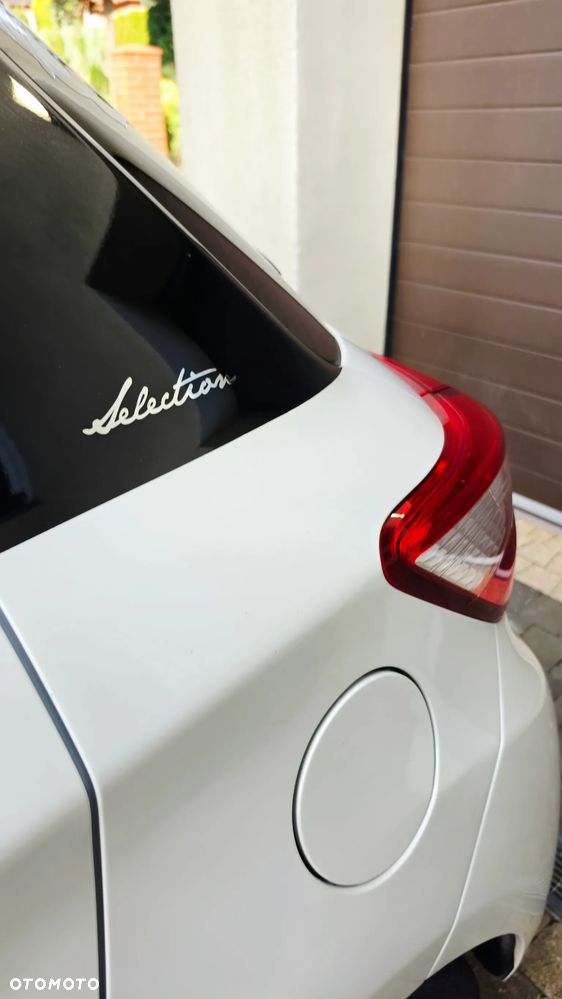 Toyota Yaris 1.5 Selection - 2