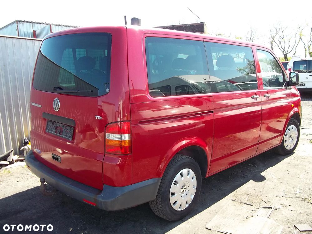 Volkswagen Caravelle L1 - 2