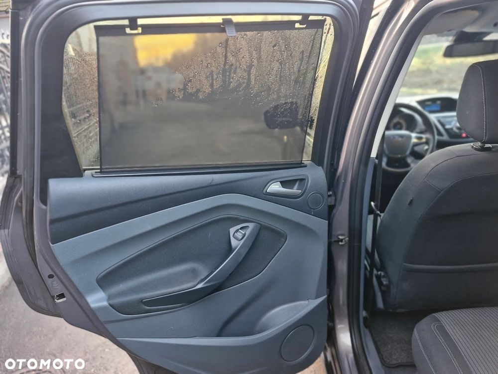 Ford C-MAX 2.0 TDCi Start-Stop-System Titanium - 15