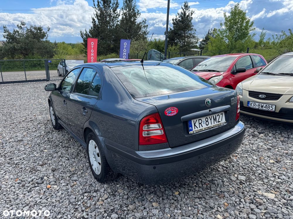 Skoda Octavia 1.6 Tour - 5