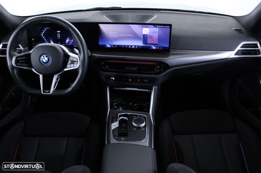 BMW 330 e Pack Desportivo M Auto - 19