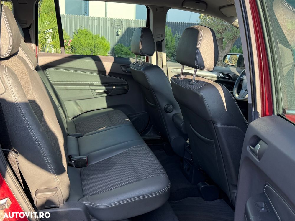 Opel Zafira - 23