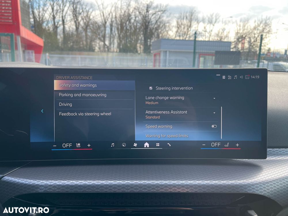 BMW Seria 3 320d xDrive AT MHEV - 16