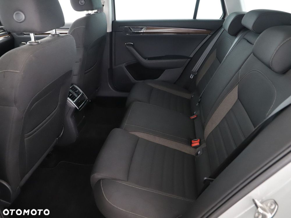 Skoda Superb - 12