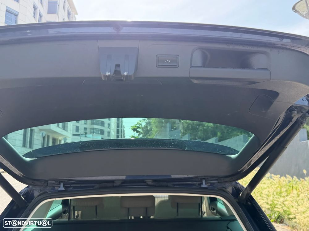 VW Passat Variant 2.0 TDI Highline DSG - 7