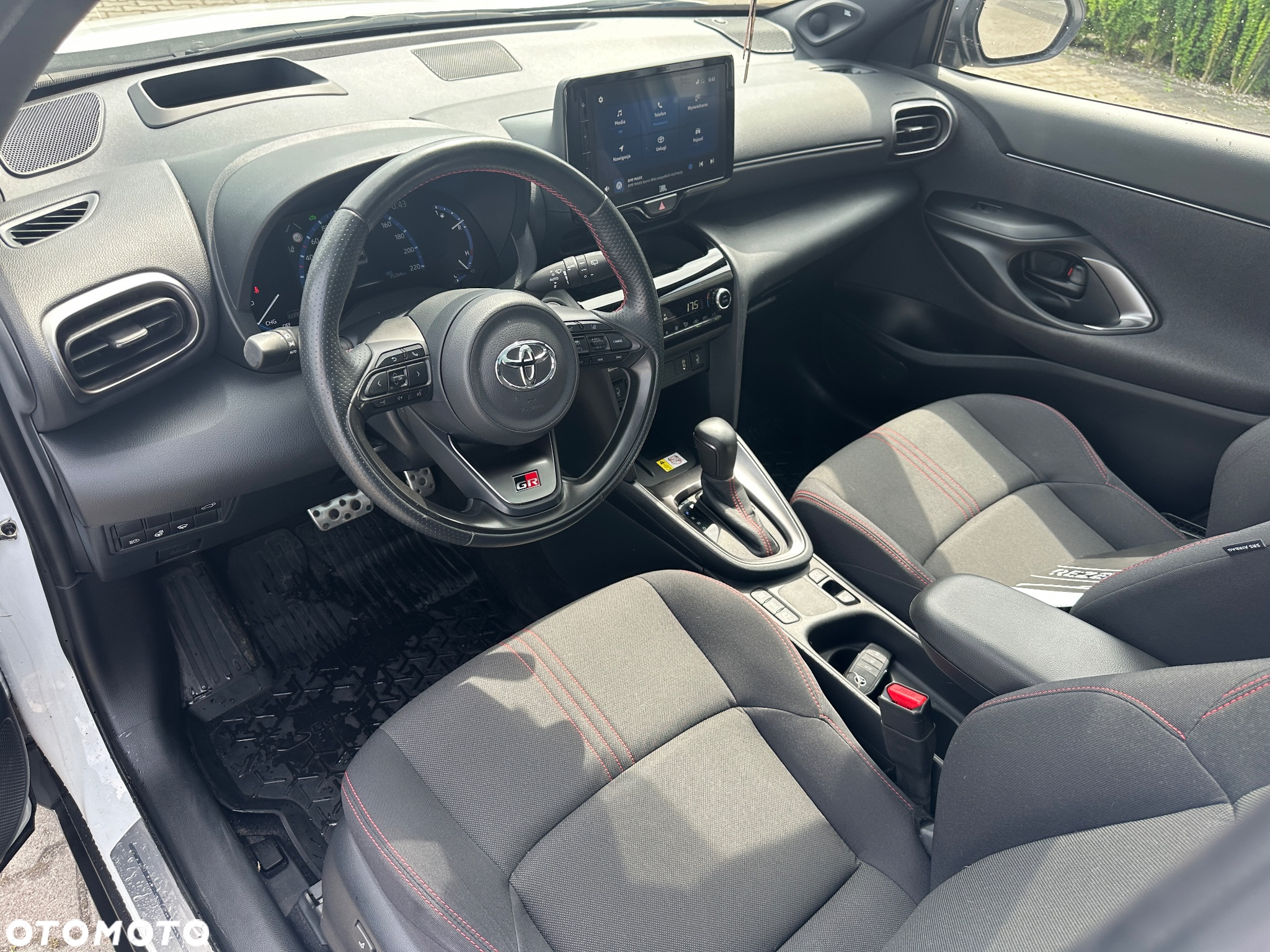 Toyota Yaris Cross Hybrid 130 1.5 VVT-i GR Sport - 8