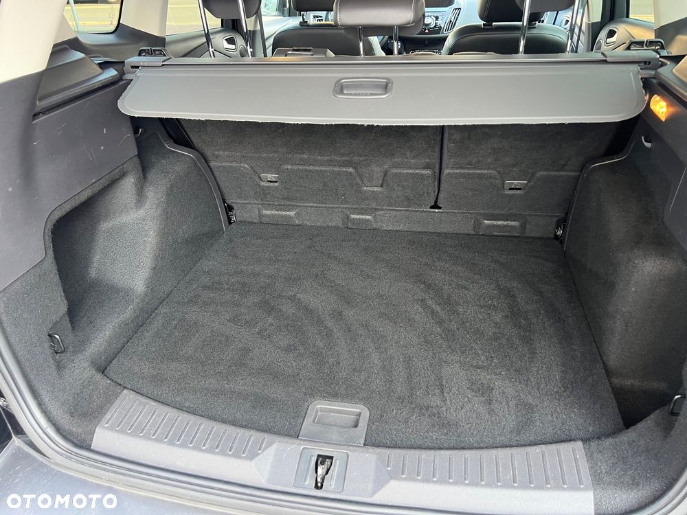 Ford Kuga 2.0 TDCi 4x4 Titanium - 35