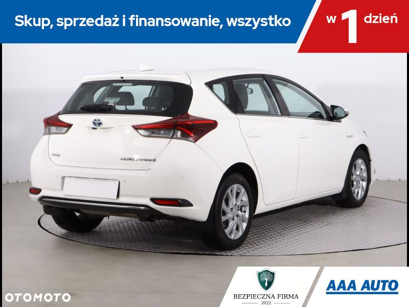 Toyota Auris - 6